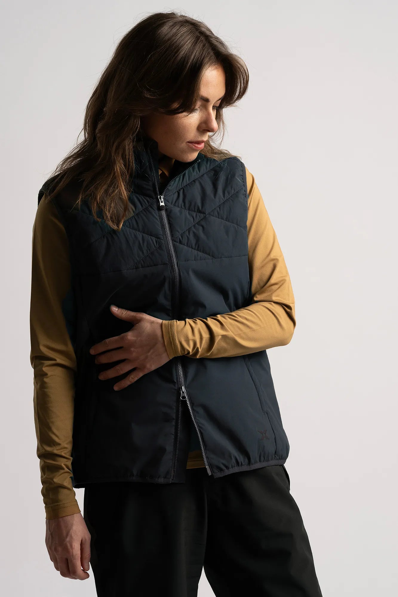 CROSS-W_BLANK_CREEK_BLANK_WIND_BLANK_VEST_498