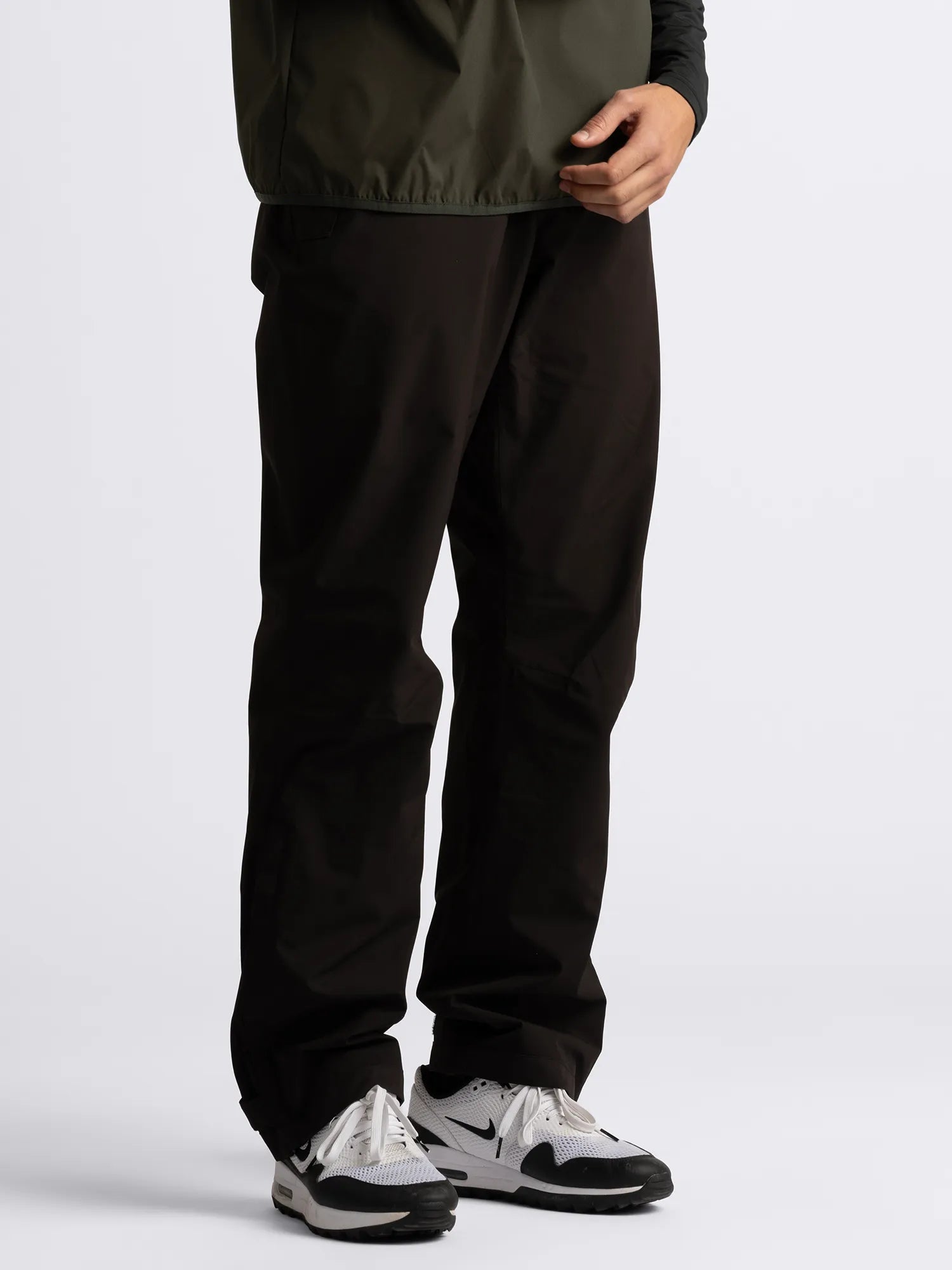 Cross_Sportswear_M_CABOT_PANTS_12100303-900_Dark_Black_front2