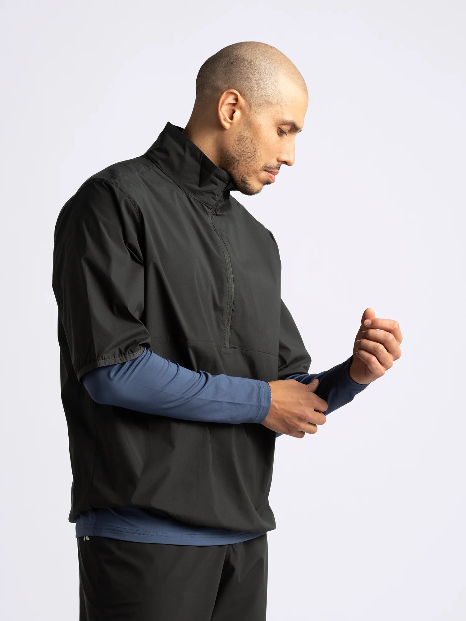 Cross_Sportswear_M_PINE_WINDBREAKER_11124318-900_Black_front1