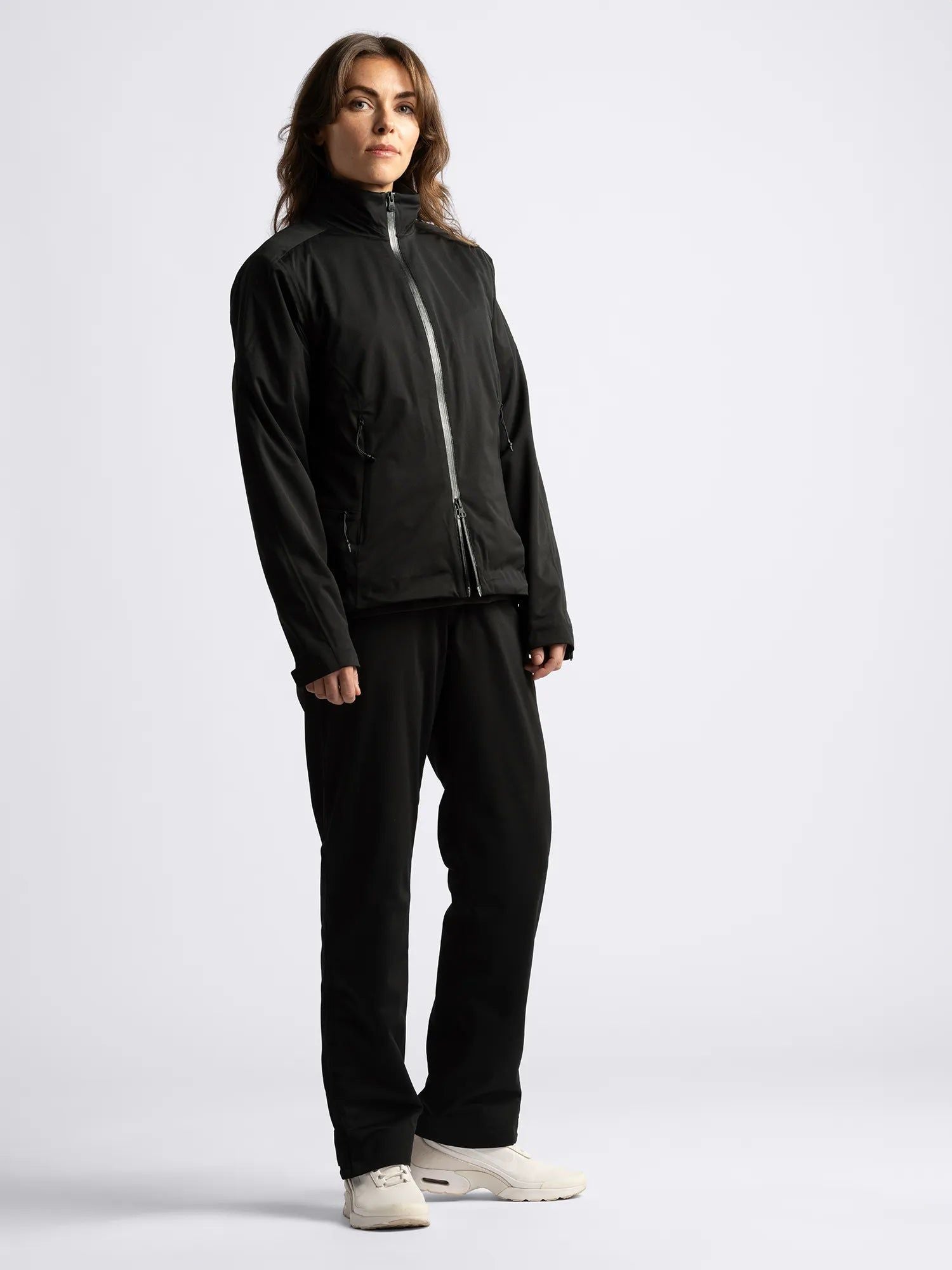 Cross_Sportswear_W_X_PRO_JACKET_21103302-900_Black_full_BLANK_front
