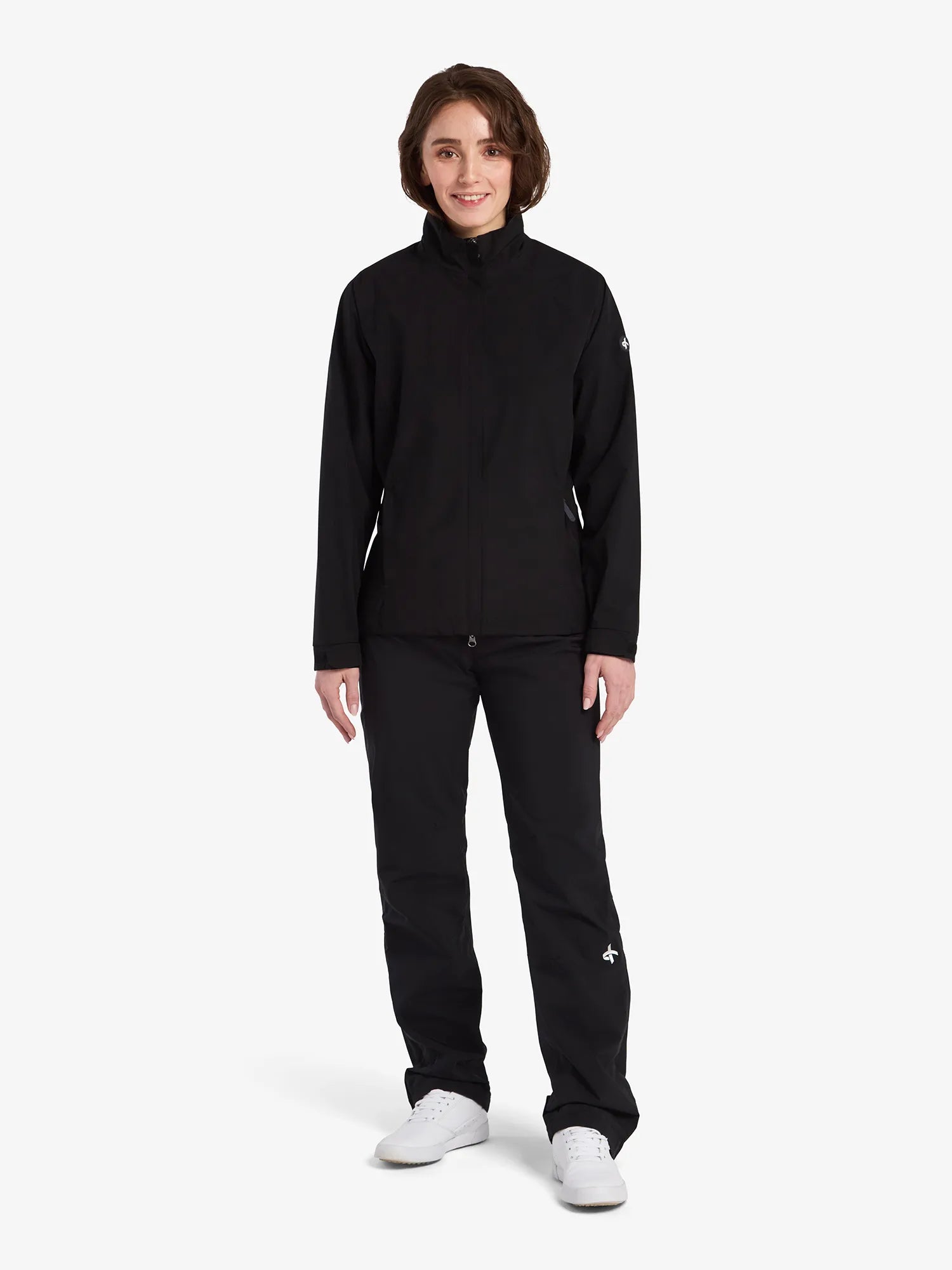 Cross_Sportswear_Womenswear_Cloud_Black_2107141-900_Front