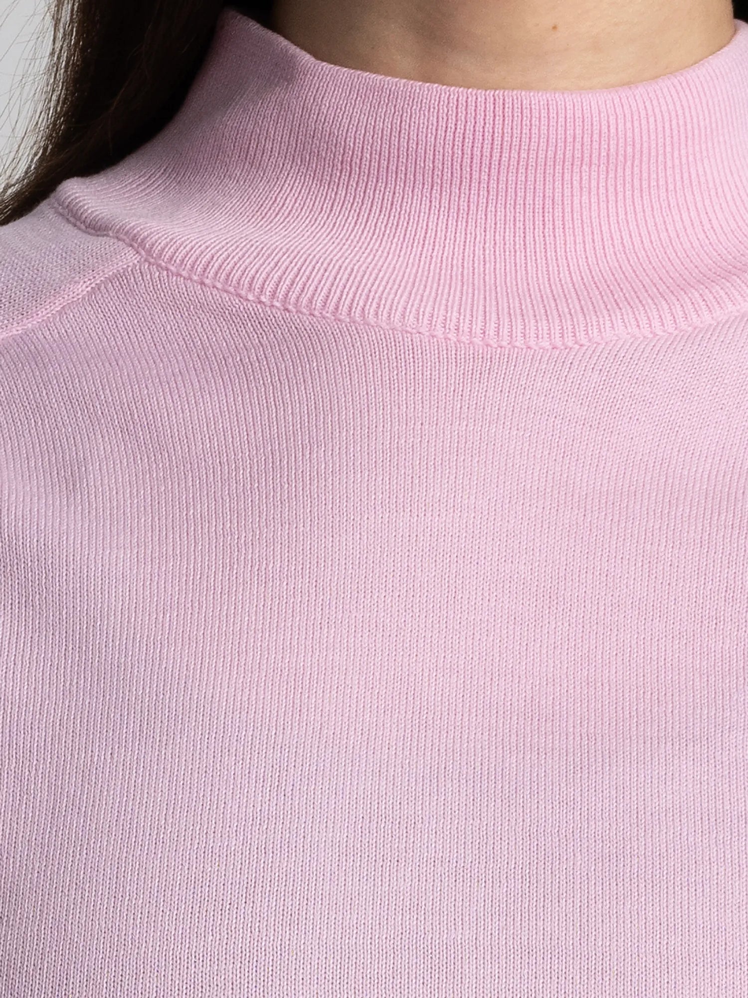 GILLIAN_CREW_NECK_Cross_Sportswear_pink_close