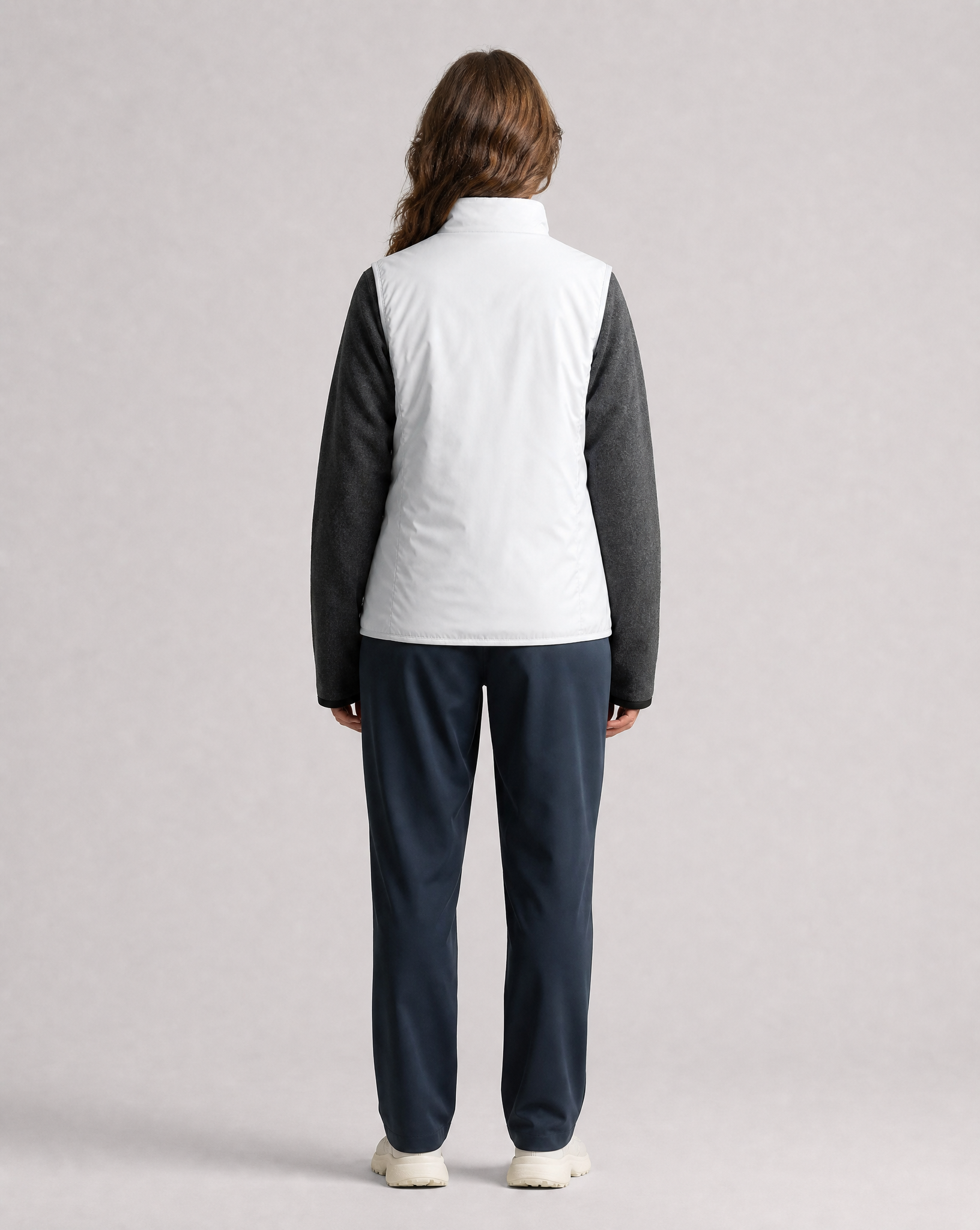 W MERION WIND VEST PALE GREY