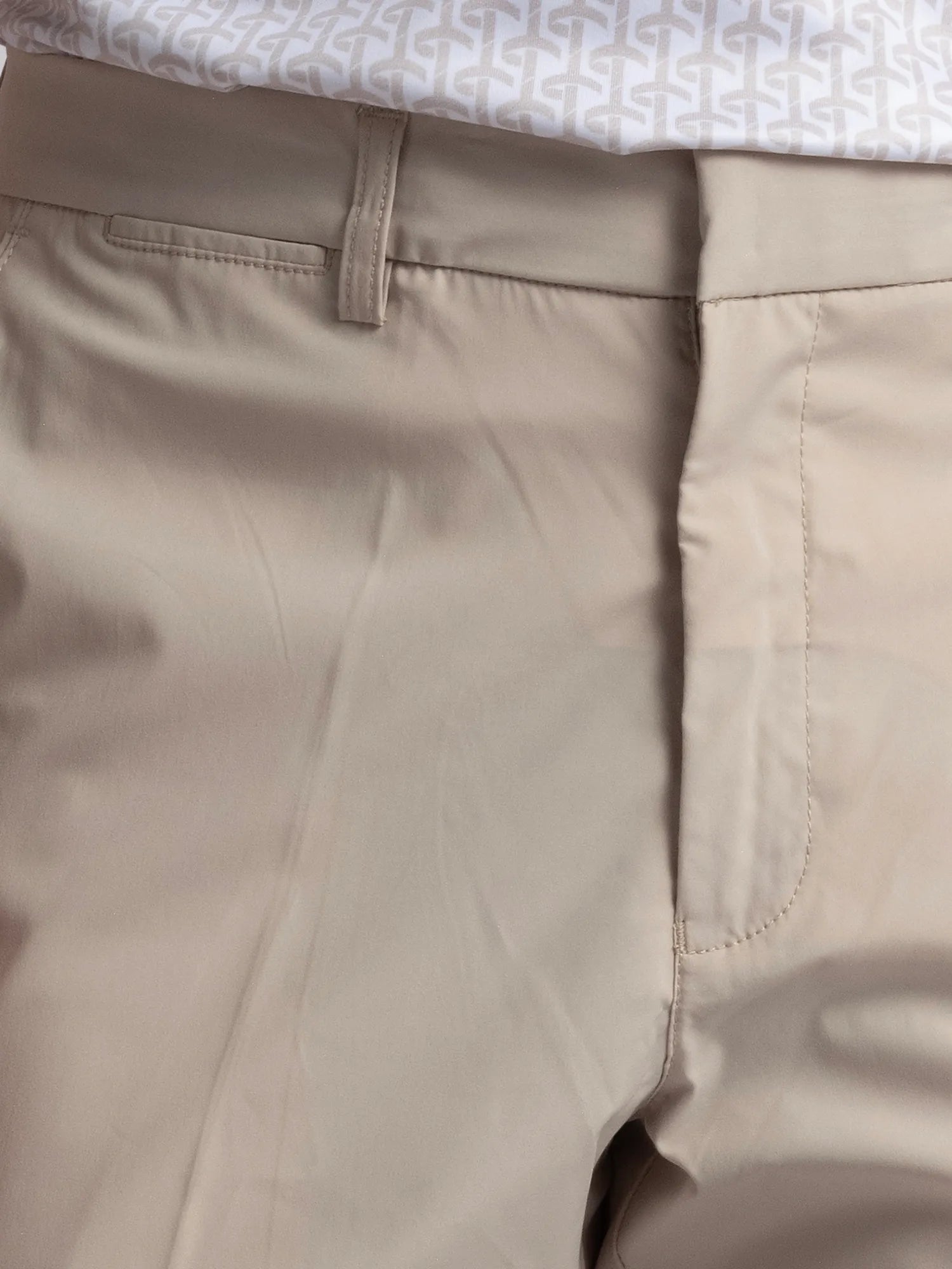 BYRON_LUX_SHORTS_Cross_sportswear_close