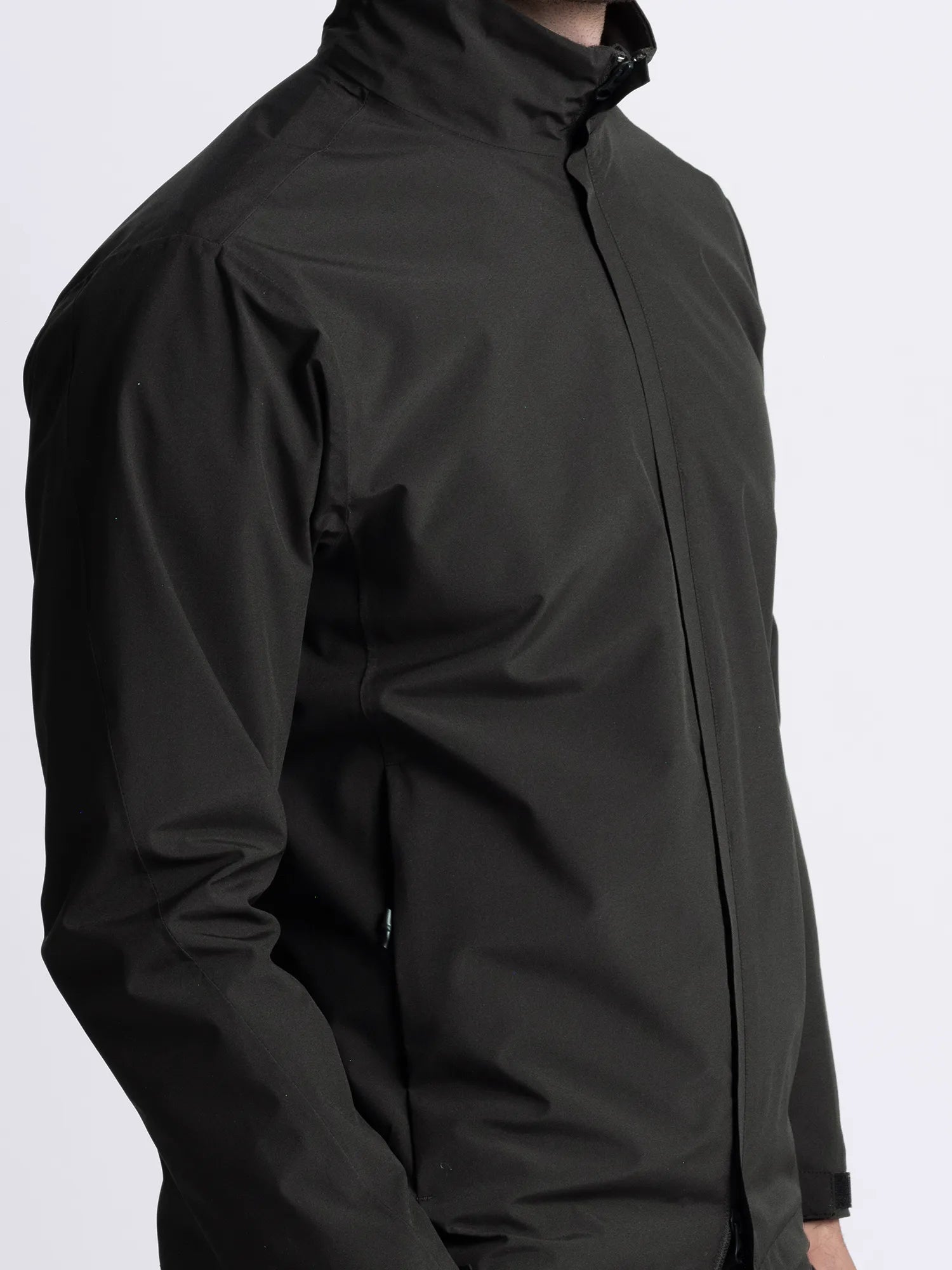 Cross_Sportswear_CLOUD_2.0_JACKET_11120305-900_Black_close1