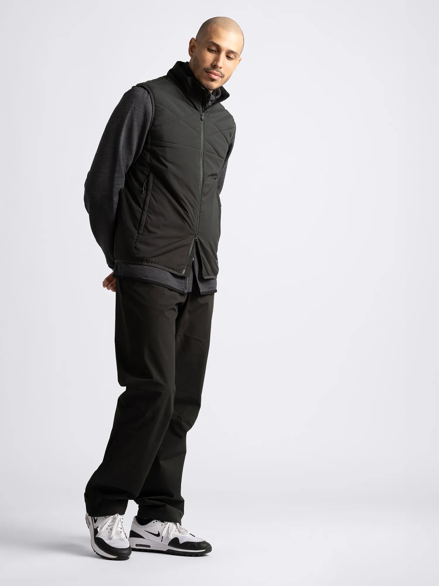 Cross_Sportswear_CREEK_WIND_VEST_11606327-900_Black_full