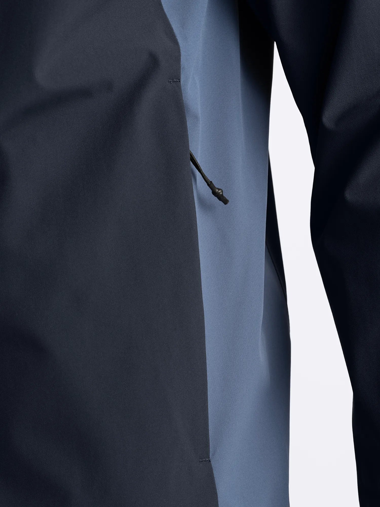 Cross_Sportswear_M_CLOUD_2.0_JACKET_11120305-490_Navy_Ensign_zipper