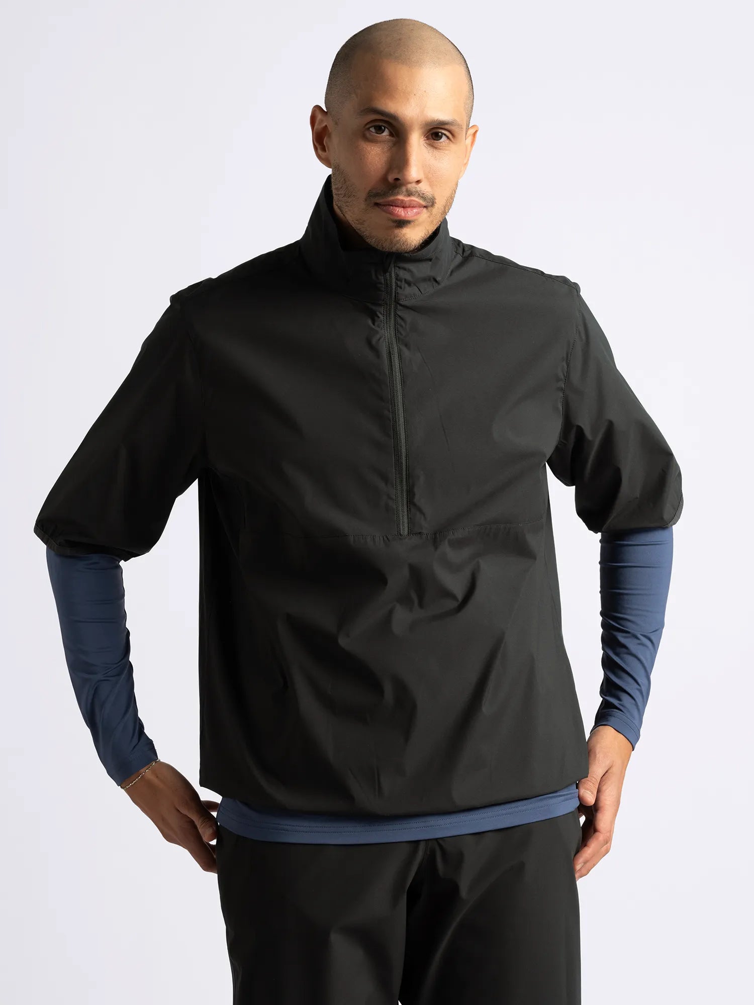 Cross_Sportswear_M_PINE_WINDBREAKER_11124318-900_Black_front3