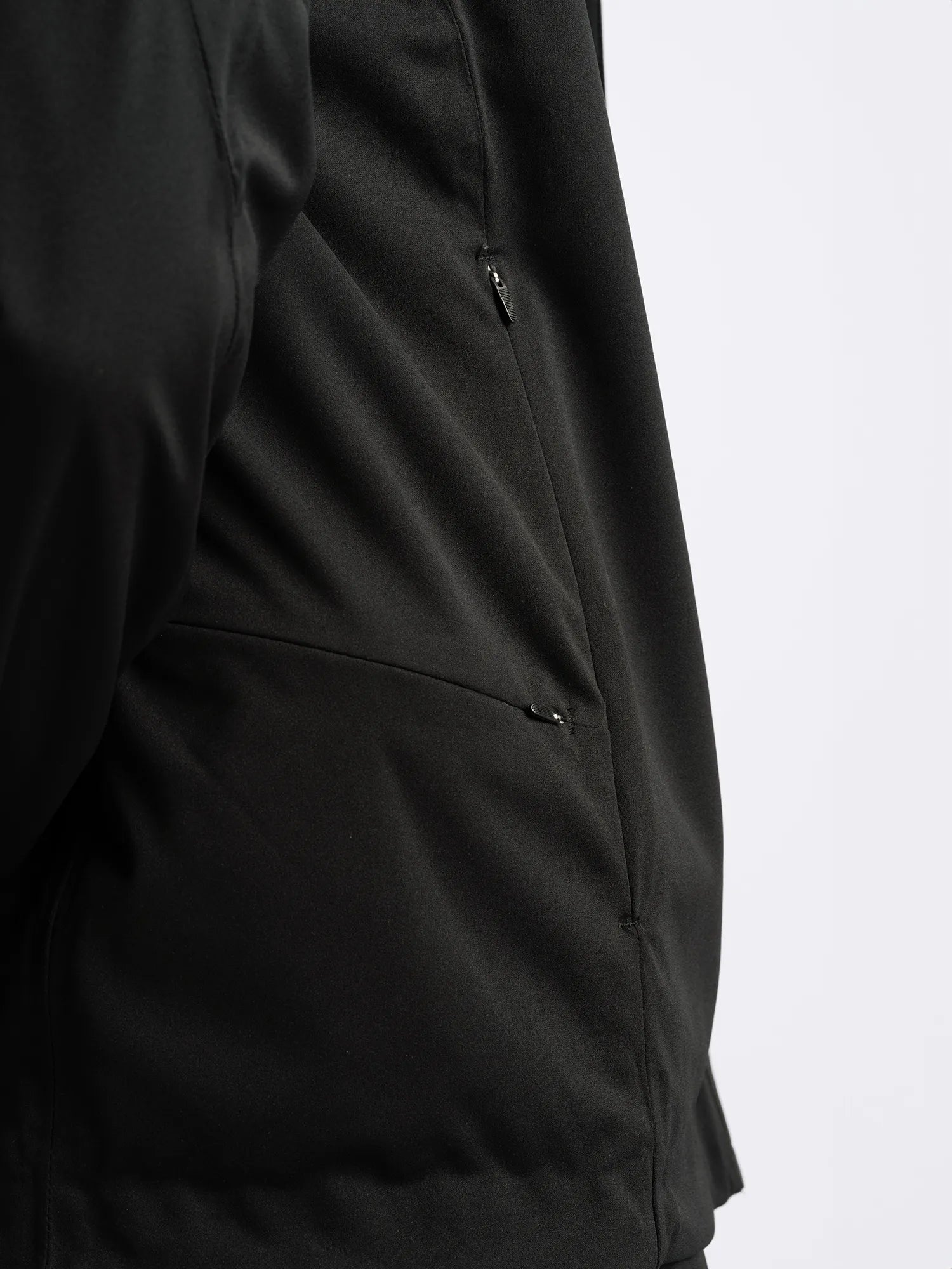Cross_Sportswear_M__BLANK_X_PRO_JACKET_11102302-900_Black_pocket