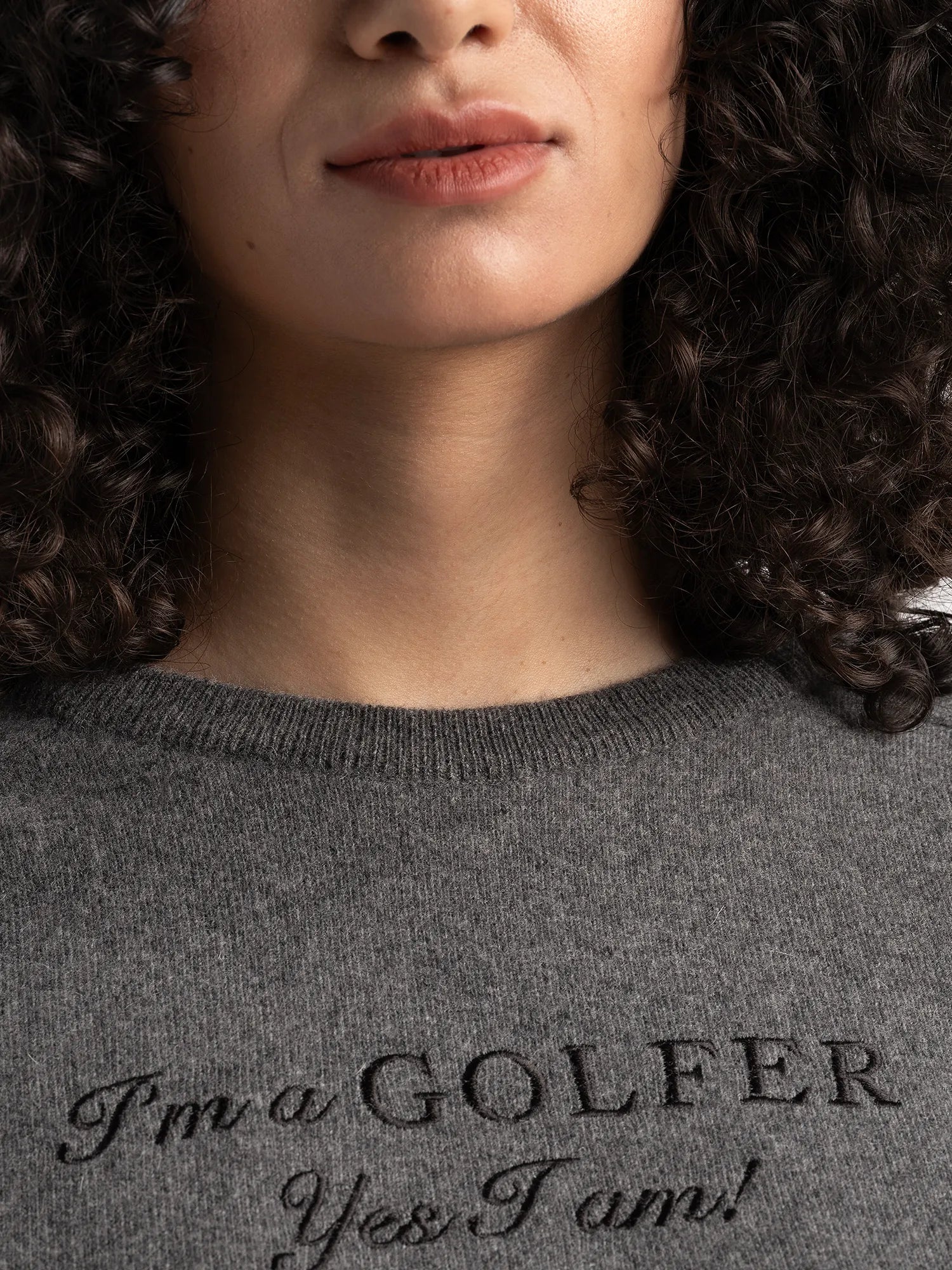 Cross_Sportswear_W_GILLIAN_IGY1_CREWNECK_Deep_Grey_Melange_print