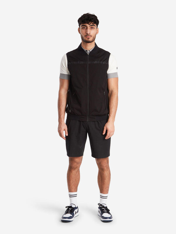 LM16-M_City_Shorts_Black-M_Andy_Polo_Undye-M_Storm_Vest_Black-317